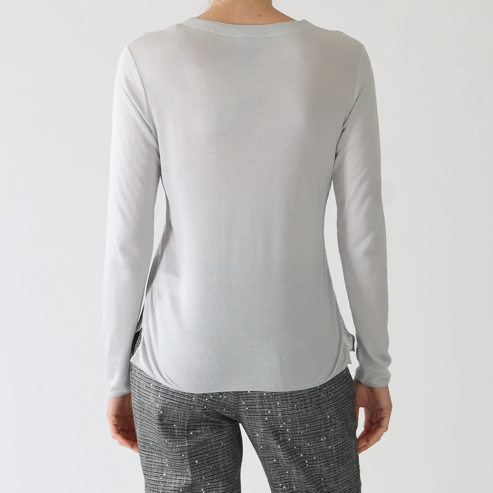 Ghiaccio and Seta Cashmere Blend V-Neck Top