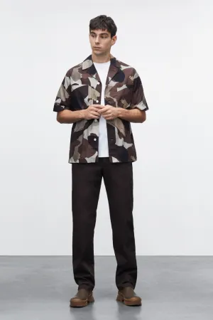 Mads Relaxed Camo Shirt SS - Espresso